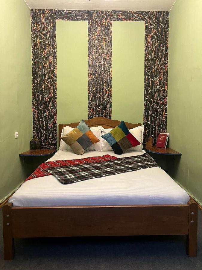 Backpackers Hostel Тбилиси Экстерьер фото